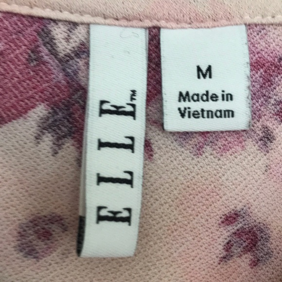 EUC Set of 2 Elle Floral Tops - Picture 3 of 7